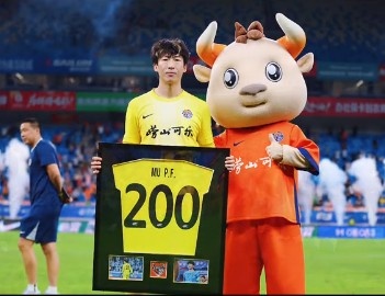 200场里程碑 牟鹏飞:无法用语言表达 200场里程碑 牟鹏飞:无法用语言表达